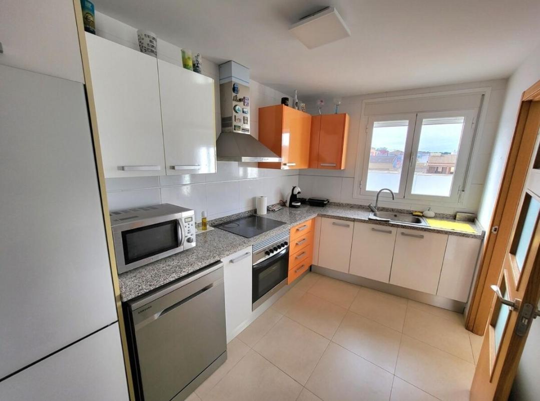 Luminoso Atico Duplex Con Terraza De Cesped Privatunterkunft Montroy